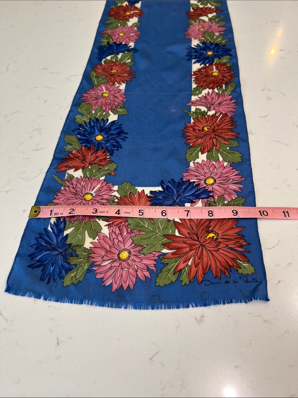 Vintage Oscar de la Renta Silk Floral Oblong Scarf Made in Japan Signed - Picture 6 of 9